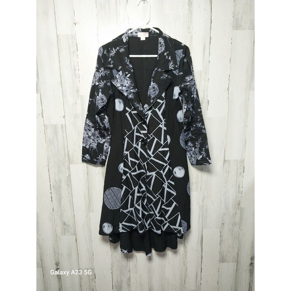 Kamana Dress Jacket Button Front Abstract Artsy Art to Wear Black White Small